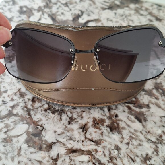 Gucci Women's 2897 65ZN6 Black Designer Sunglasses - Picture 8 of 11